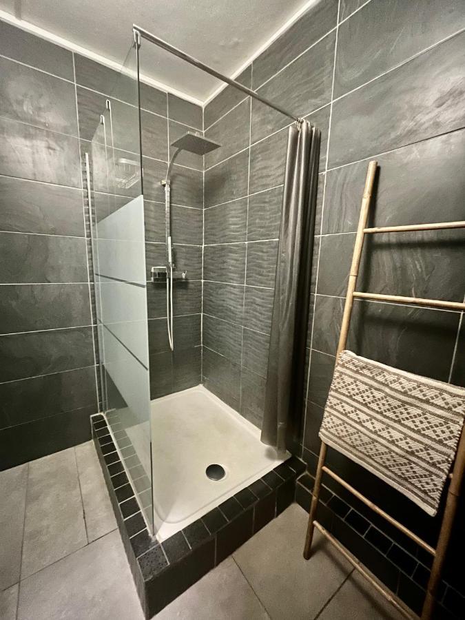 Lelaleu Apartment แซ็งต์-เลอ ภายนอก รูปภาพ